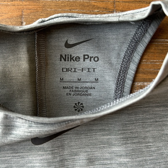 NWOT Nike Pro Tank - Picture 2 of 4